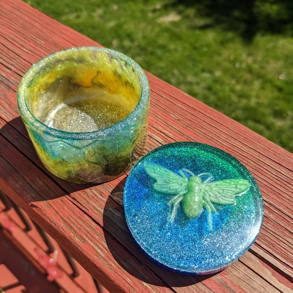 Bumblebee Jewelry Box Resin Art Sparkly Honey Bee Honeycomb Glitter Cute Spring - Picture 3 of 12